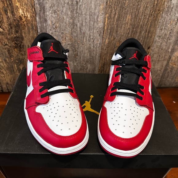 Jordan Air 1 Low FlyEase in White, Red, and Black - Picture 3 of 7
